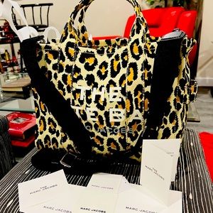 Marc Jacobs The Traveller Tote in Leopard